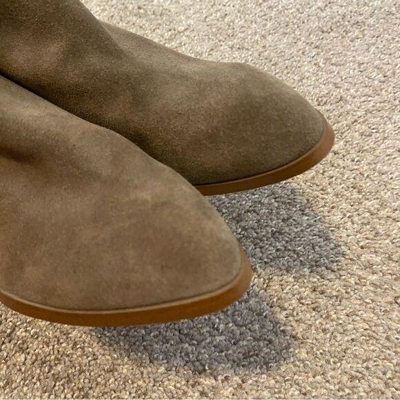 Marc Fisher View Suede Harness Chelsea Boots Women’s Size 8 - Picture 6 of 11